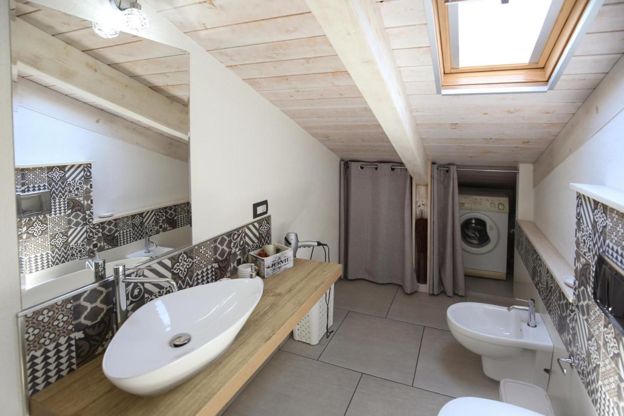 Mansarda Daila Villa Кастелсардо Екстериор снимка