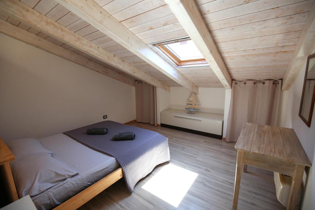 Mansarda Daila Villa Кастелсардо Екстериор снимка
